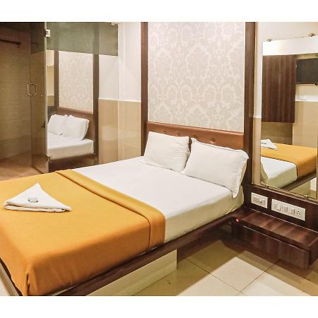 Gurukripa Nx Lodging By Wb Inn Thane Zewnętrze zdjęcie